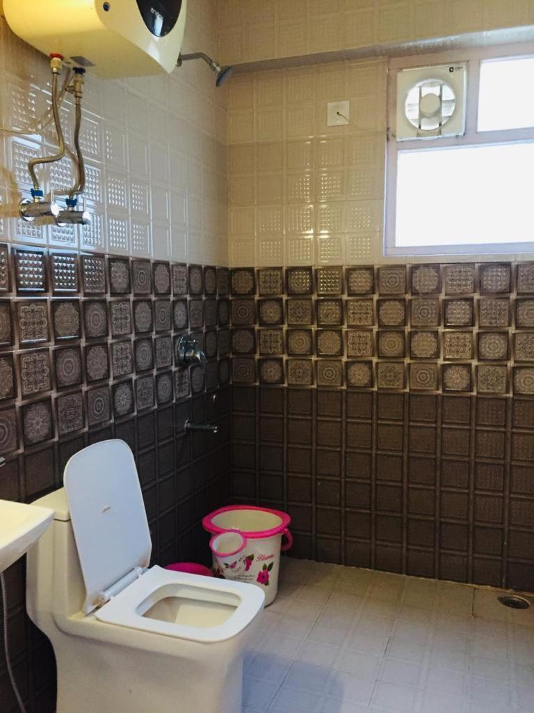 Hotel Corner Retreat 2Min Walking From Mall Road — Photos 3